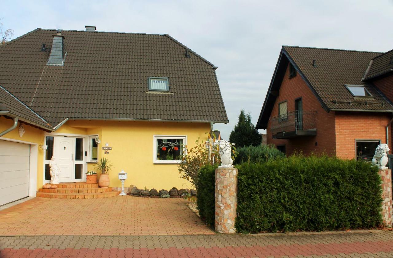 Ferienwohnung "Gecko" Andernach Esterno foto